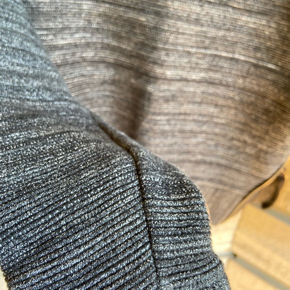 NWOT Aritzia | Wilfred Free Zusanna Sweater | crop - Picture 2 of 7